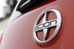 Scion iQ 2012 года